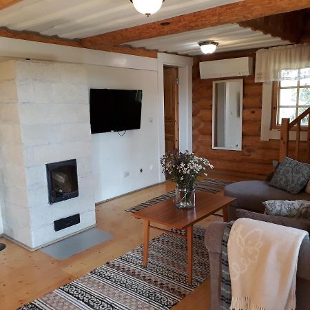 Paehkli Seaside Cottage With Cozy Outdoor Patio Koiguste Exteriér fotografie